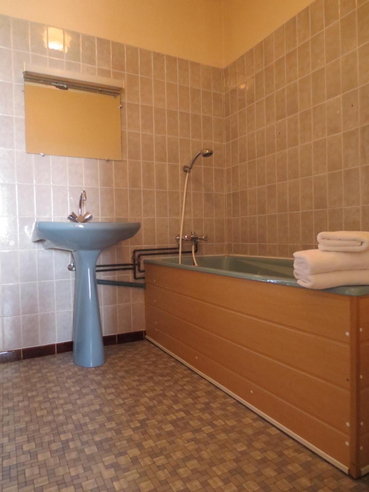 Logis L'Auberge du Gros Silly-sur-Nied Zimmer foto
