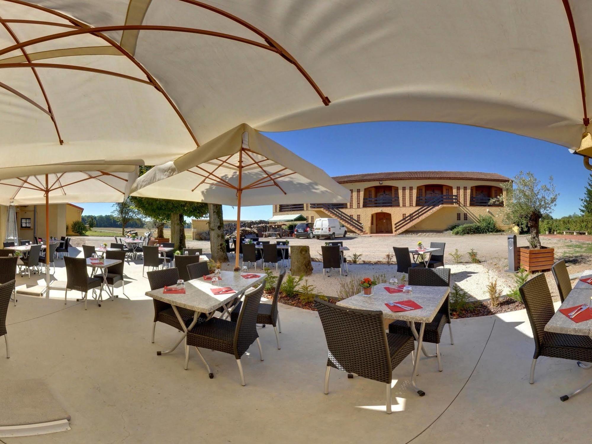 Logis L'Auberge du Gros Silly-sur-Nied Exterior foto